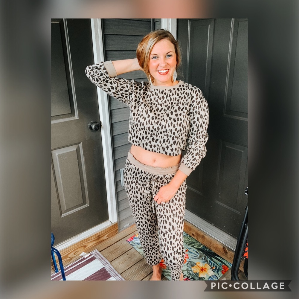 Leopard lounge set